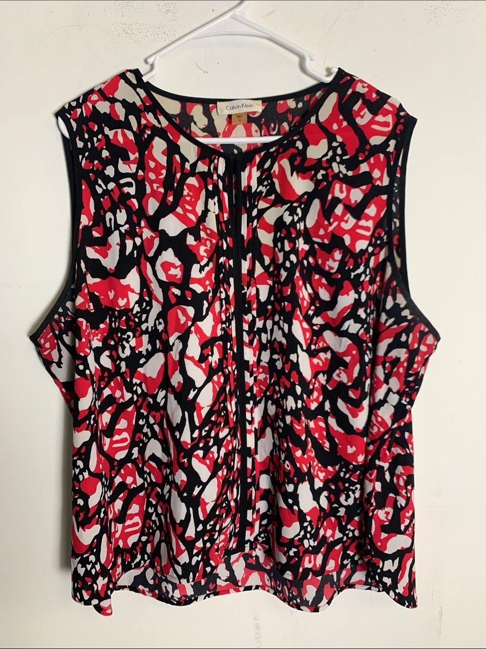 Calvin Klein Red Black White Abstract Print Sleeveless Top